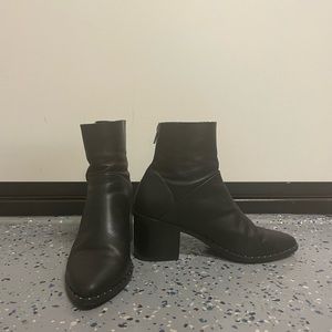 Treasure & Bond ankle boots